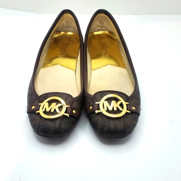 Michael Kors Shoes - Michael Kors signature flats